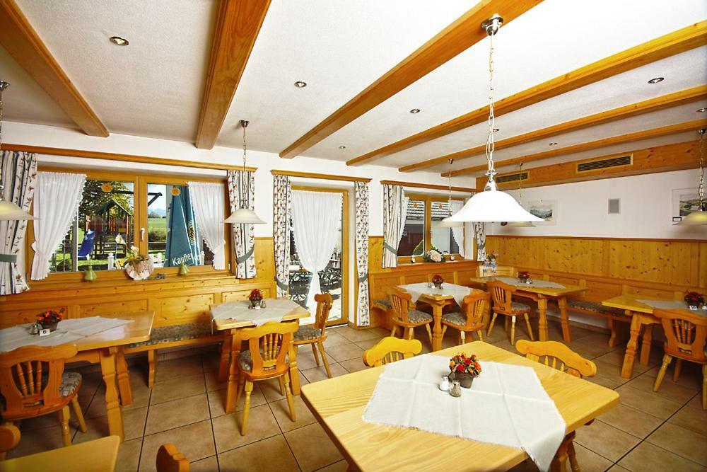 Gasthof "Zum Strauss" Wildsteig Exteriör bild
